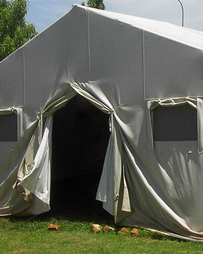 Изготавливаем солдатские палатки в Окуловке вместимостью <strong>до 70 человек</strong>